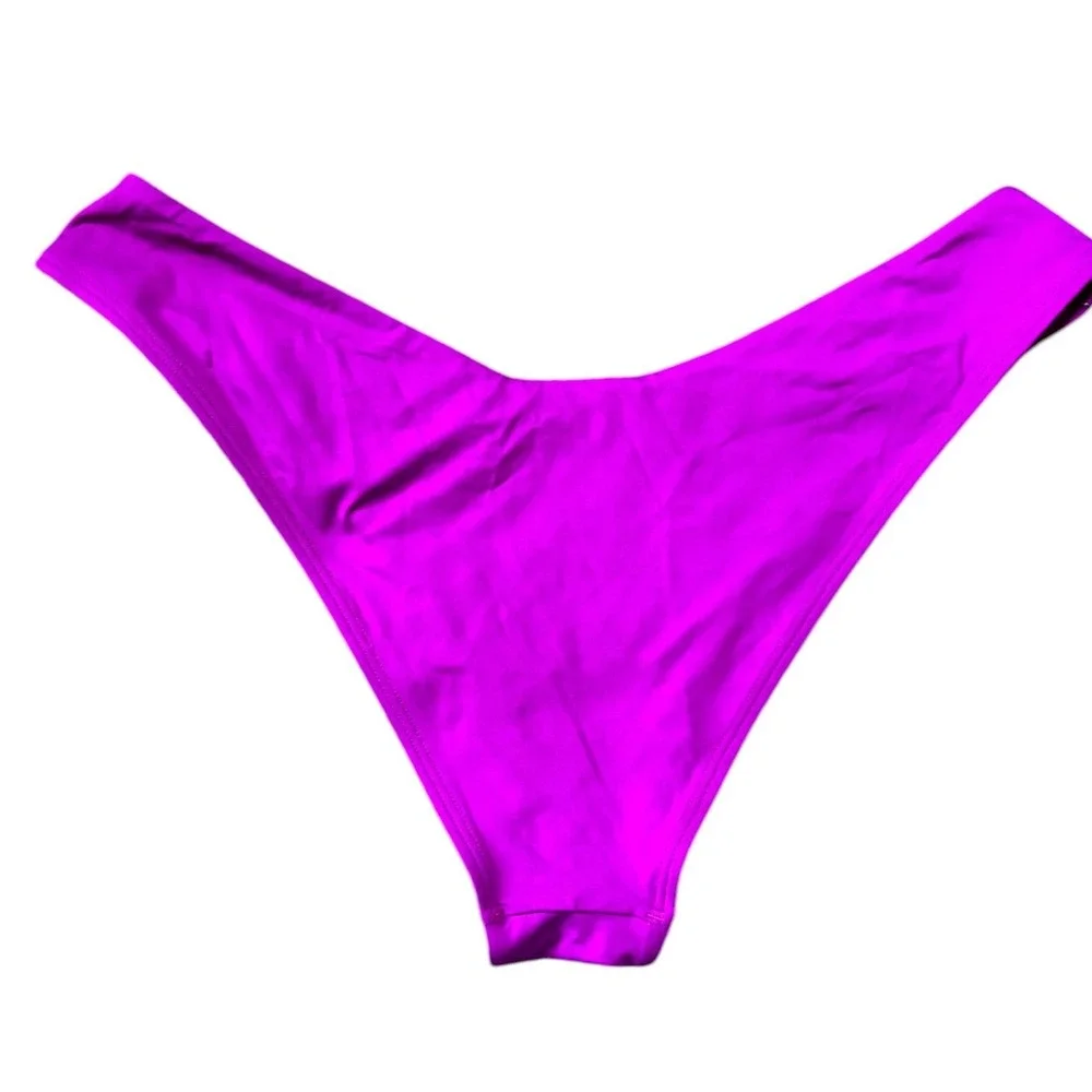 L*Space Rocky Bikini Bottom Wild Aster Magenta Purple High Cut V-Front NWT M‎